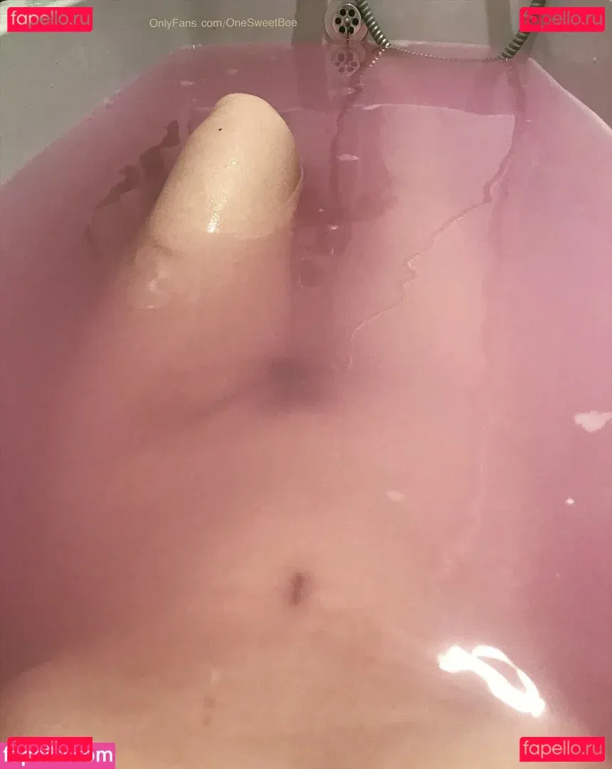 onesweetbee Onlyfans Photo Gallery 