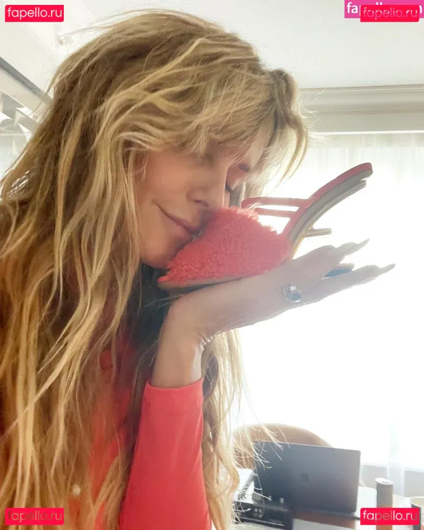 KelliAnn Onlyfans Photo Gallery 