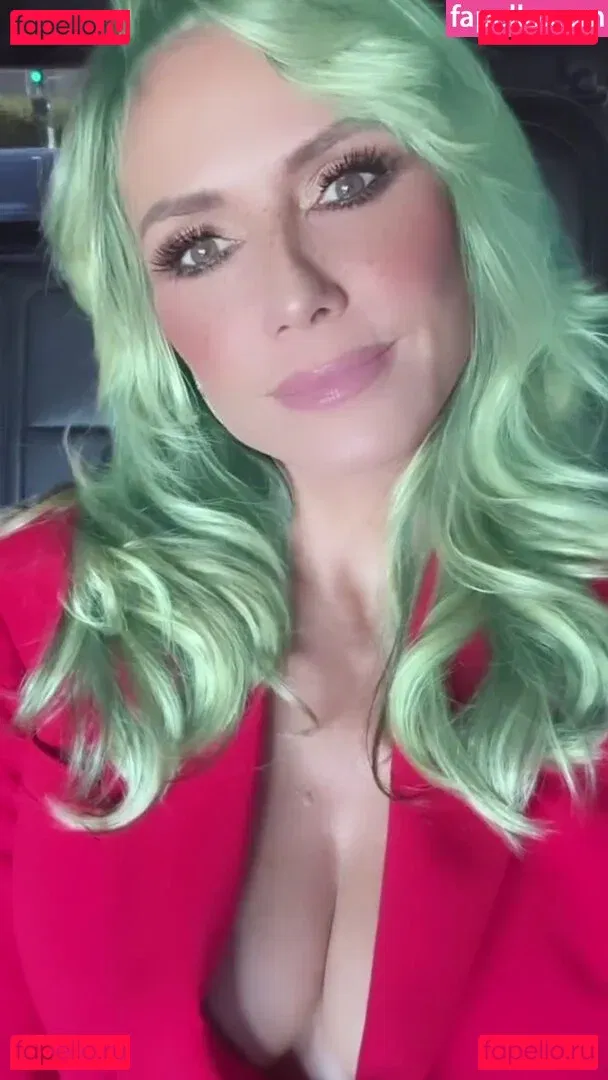 KelliAnn Onlyfans Photo Gallery 