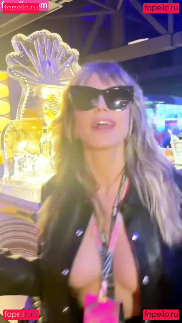 KelliAnn Onlyfans Photo Gallery 