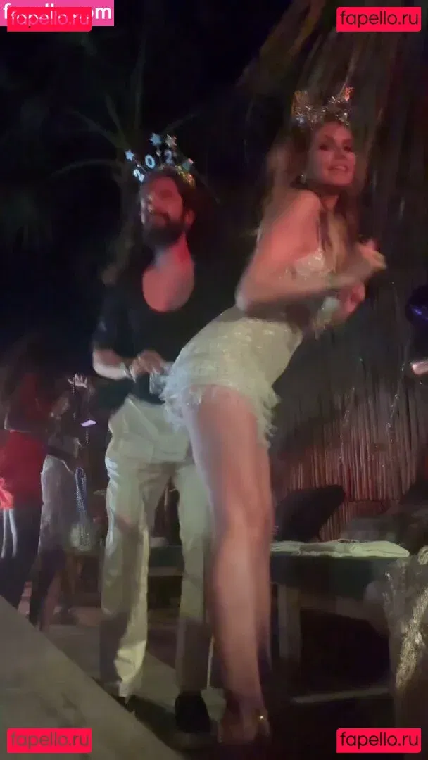 KelliAnn Onlyfans Photo Gallery 