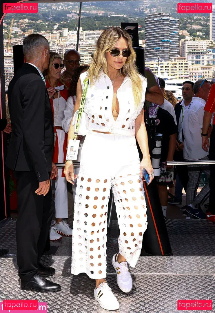 KelliAnn Onlyfans Photo Gallery 