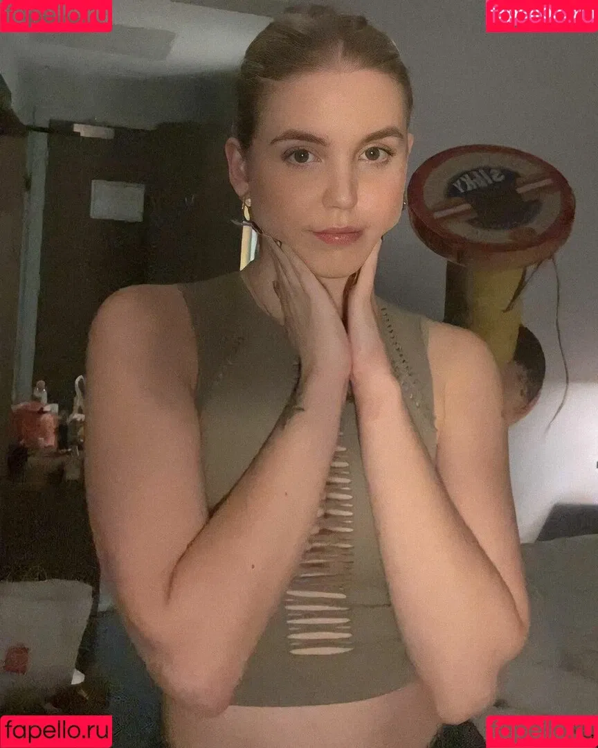 HoxieLoxie Onlyfans Photo Gallery 
