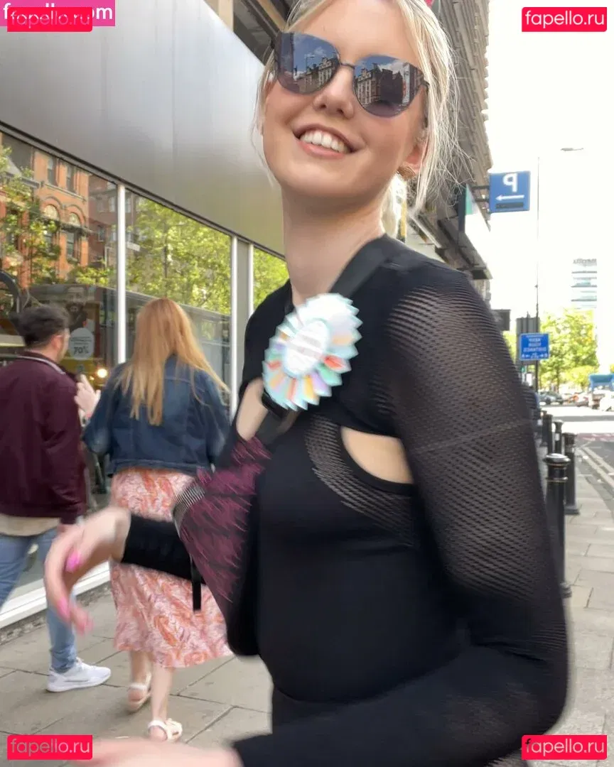 HoxieLoxie Onlyfans Photo Gallery 