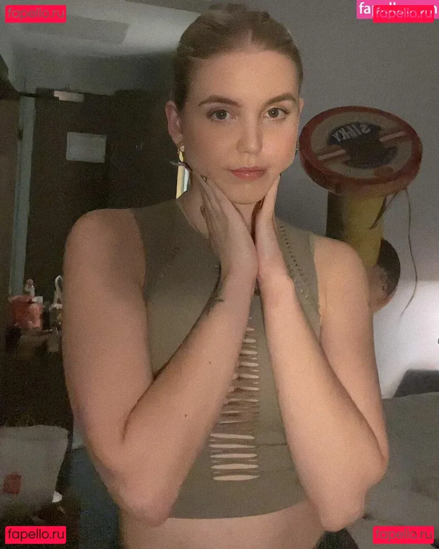 HoxieLoxie Onlyfans Photo Gallery 