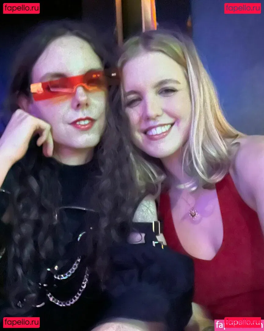 HoxieLoxie Onlyfans Photo Gallery 