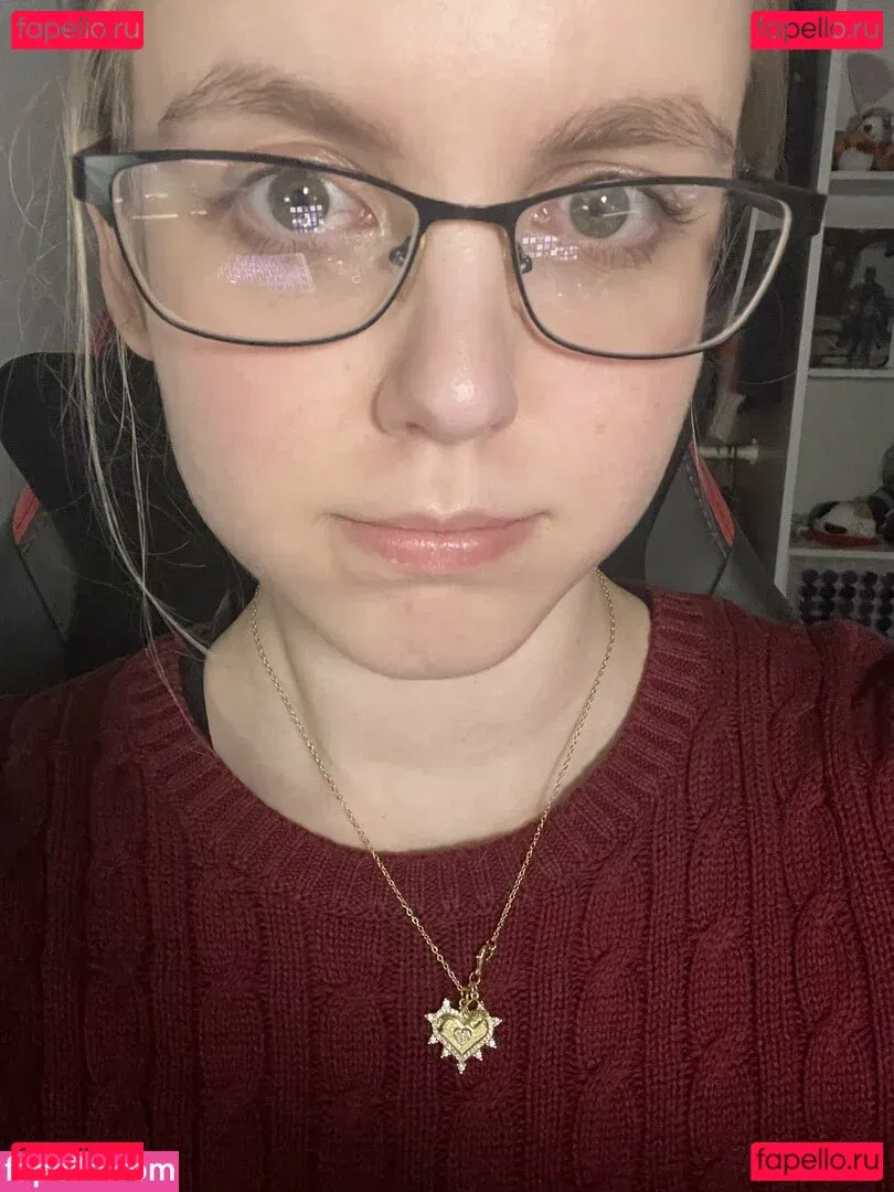 HoxieLoxie Onlyfans Photo Gallery 