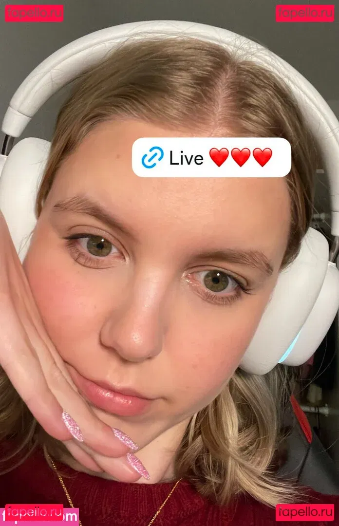 HoxieLoxie Onlyfans Photo Gallery 