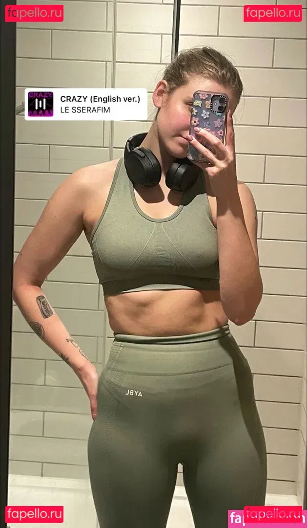 HoxieLoxie Onlyfans Photo Gallery 