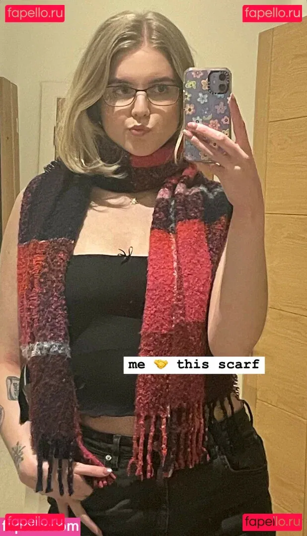 HoxieLoxie Onlyfans Photo Gallery 