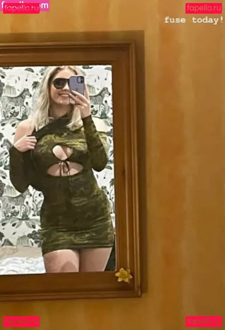 HoxieLoxie Onlyfans Photo Gallery 