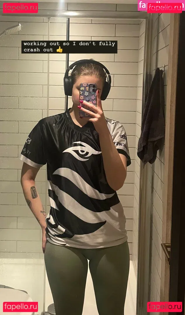 HoxieLoxie Onlyfans Photo Gallery 