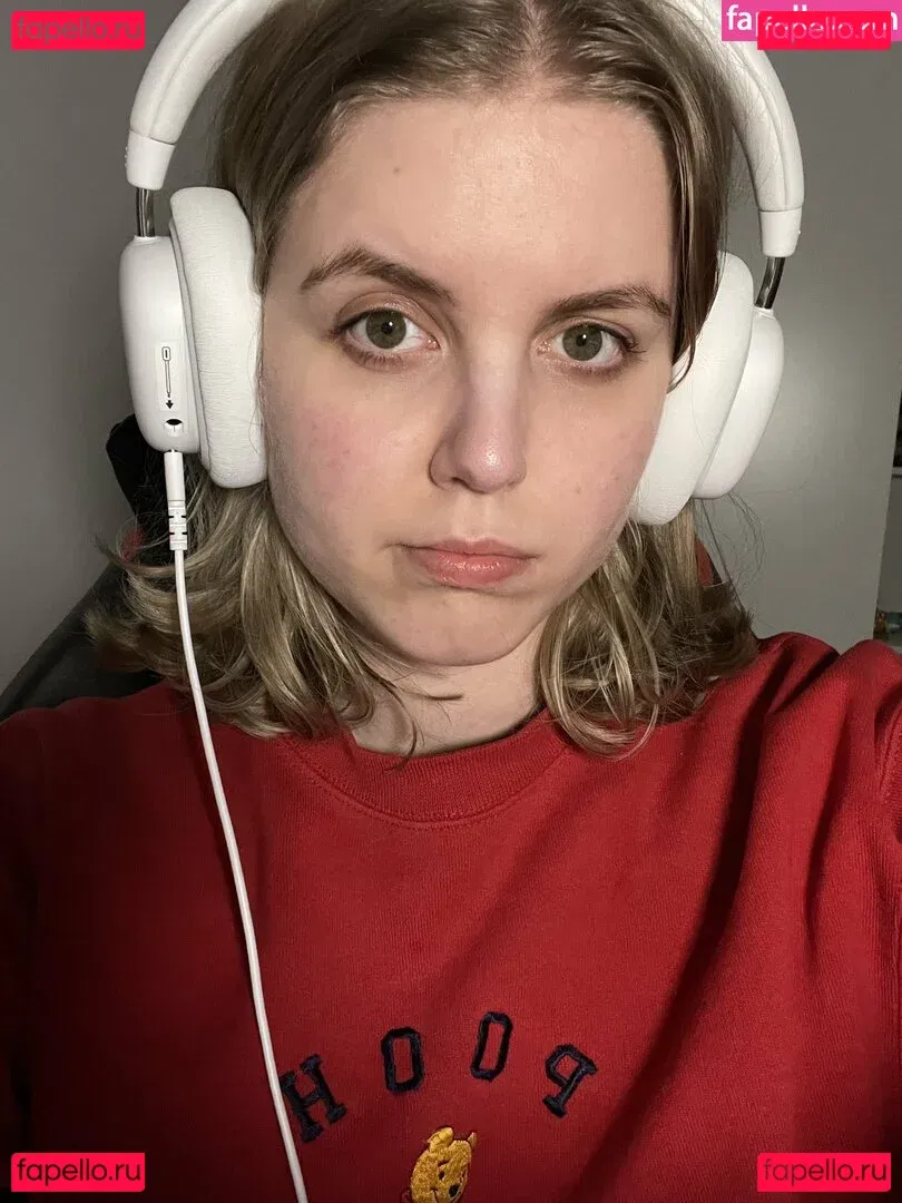 HoxieLoxie Onlyfans Photo Gallery 