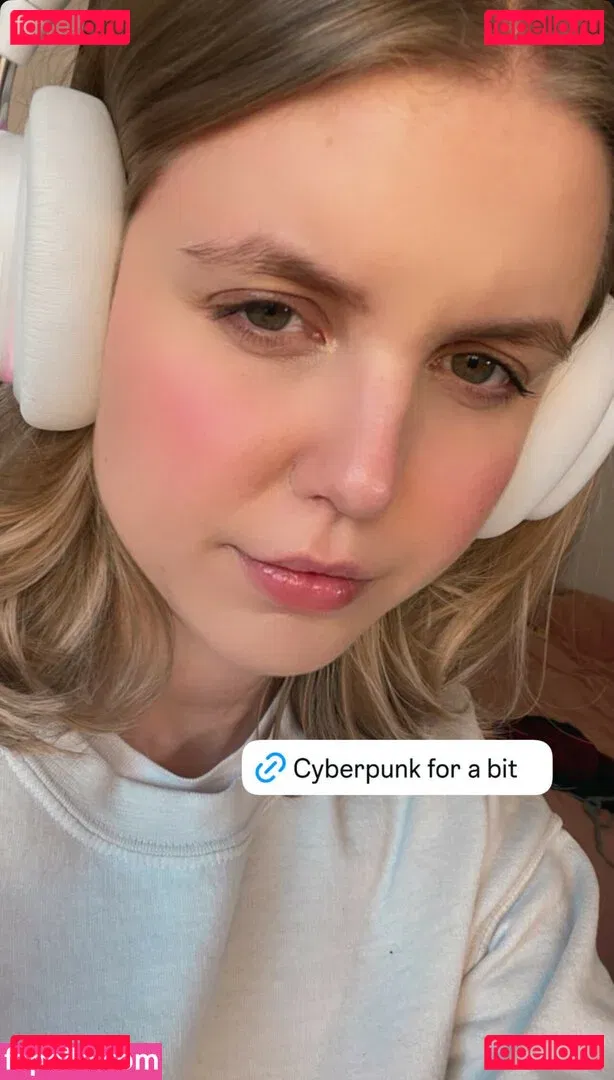 HoxieLoxie Onlyfans Photo Gallery 