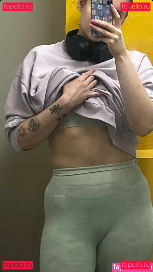 HoxieLoxie Onlyfans Photo Gallery 