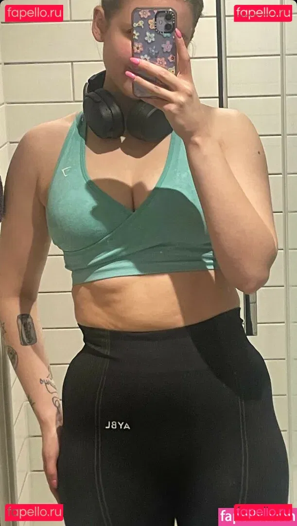 HoxieLoxie Onlyfans Photo Gallery 