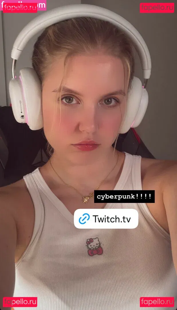 HoxieLoxie Onlyfans Photo Gallery 