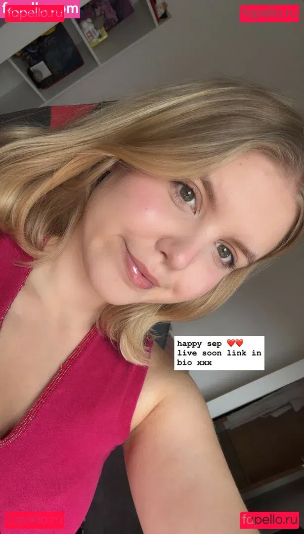 HoxieLoxie Onlyfans Photo Gallery 