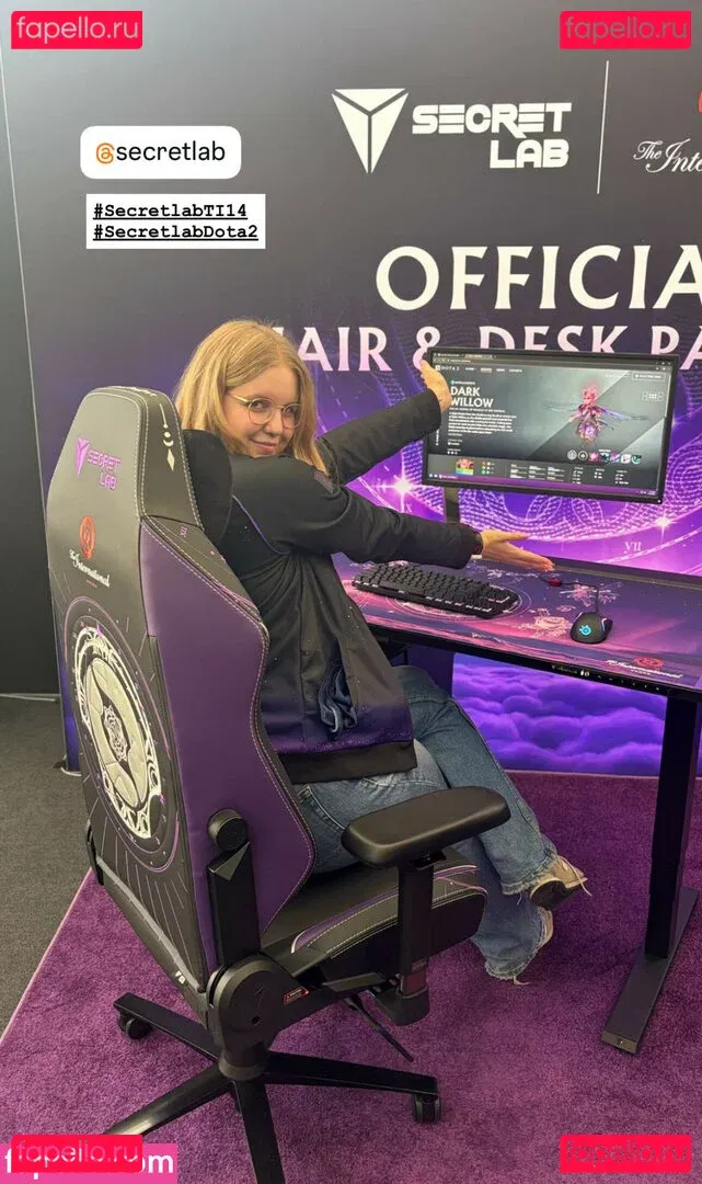 HoxieLoxie Onlyfans Photo Gallery 