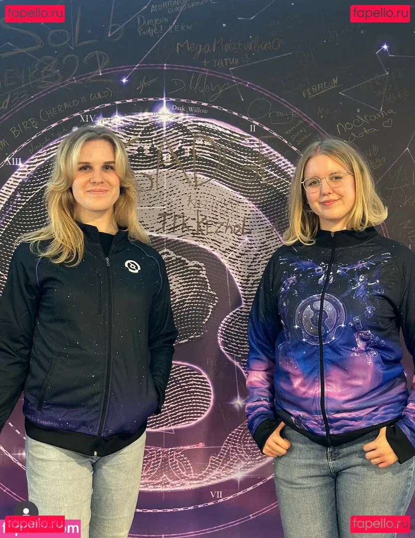 HoxieLoxie Onlyfans Photo Gallery 