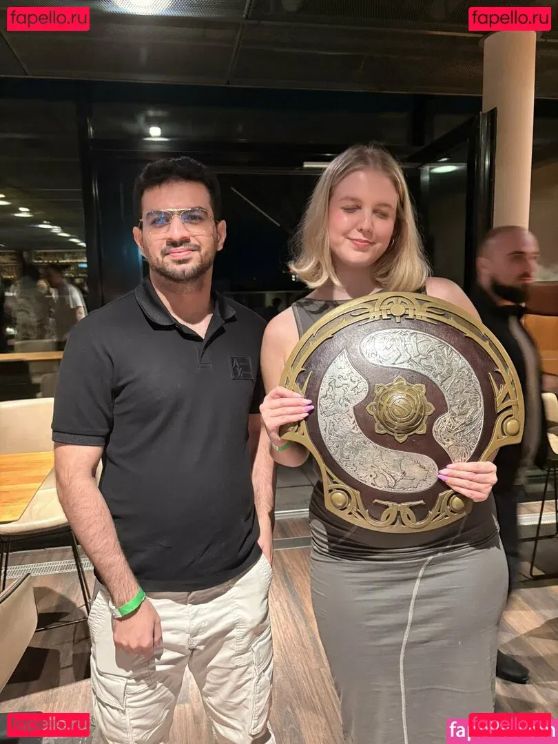 HoxieLoxie Onlyfans Photo Gallery 