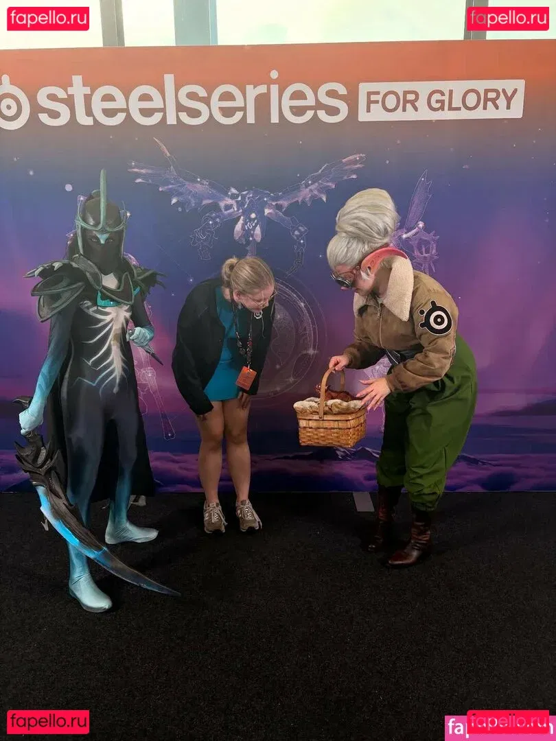 HoxieLoxie Onlyfans Photo Gallery 