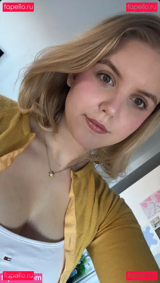 HoxieLoxie Onlyfans Photo Gallery 