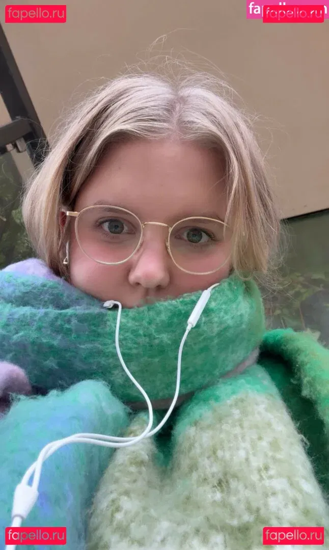 HoxieLoxie Onlyfans Photo Gallery 