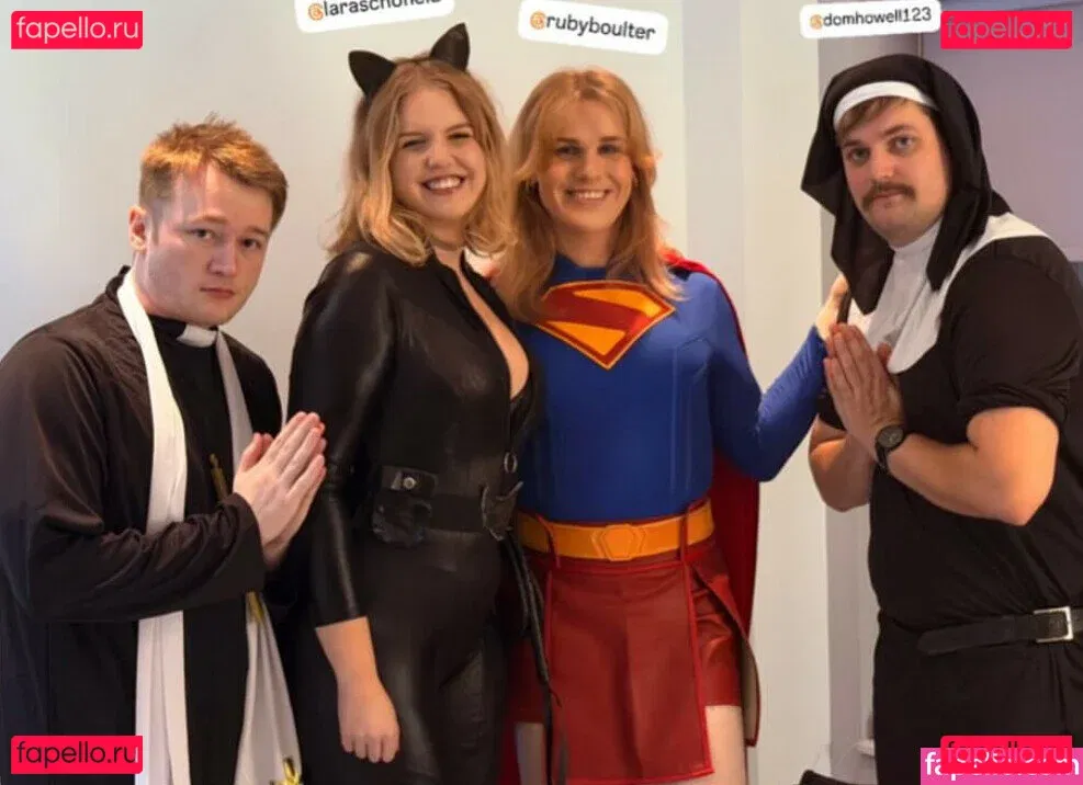 HoxieLoxie Onlyfans Photo Gallery 