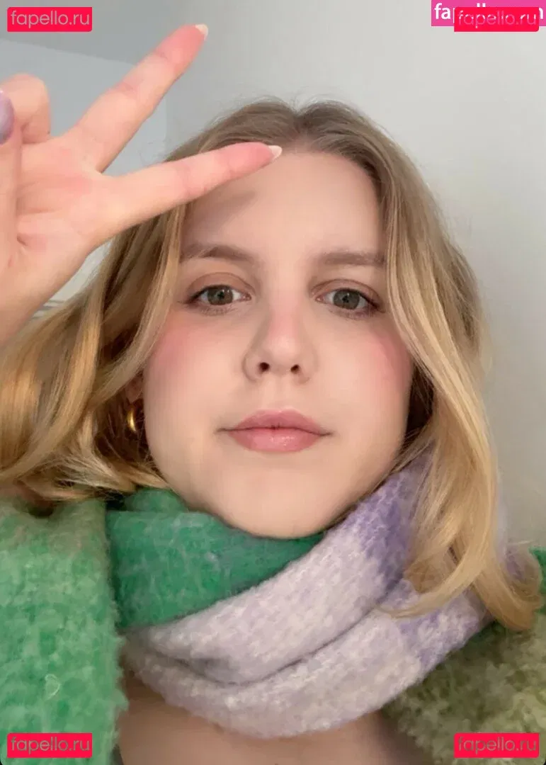 HoxieLoxie Onlyfans Photo Gallery 