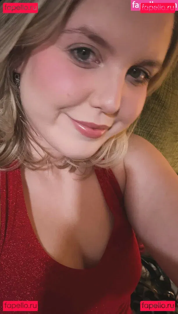 HoxieLoxie Onlyfans Photo Gallery 