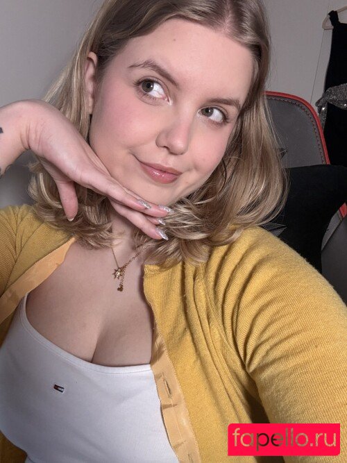HoxieLoxie Nude Onlyfans Photo 19