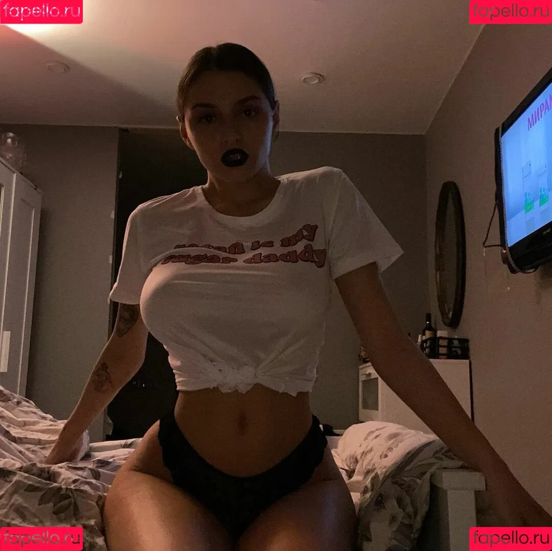 Rita Flores Onlyfans Photo Gallery 