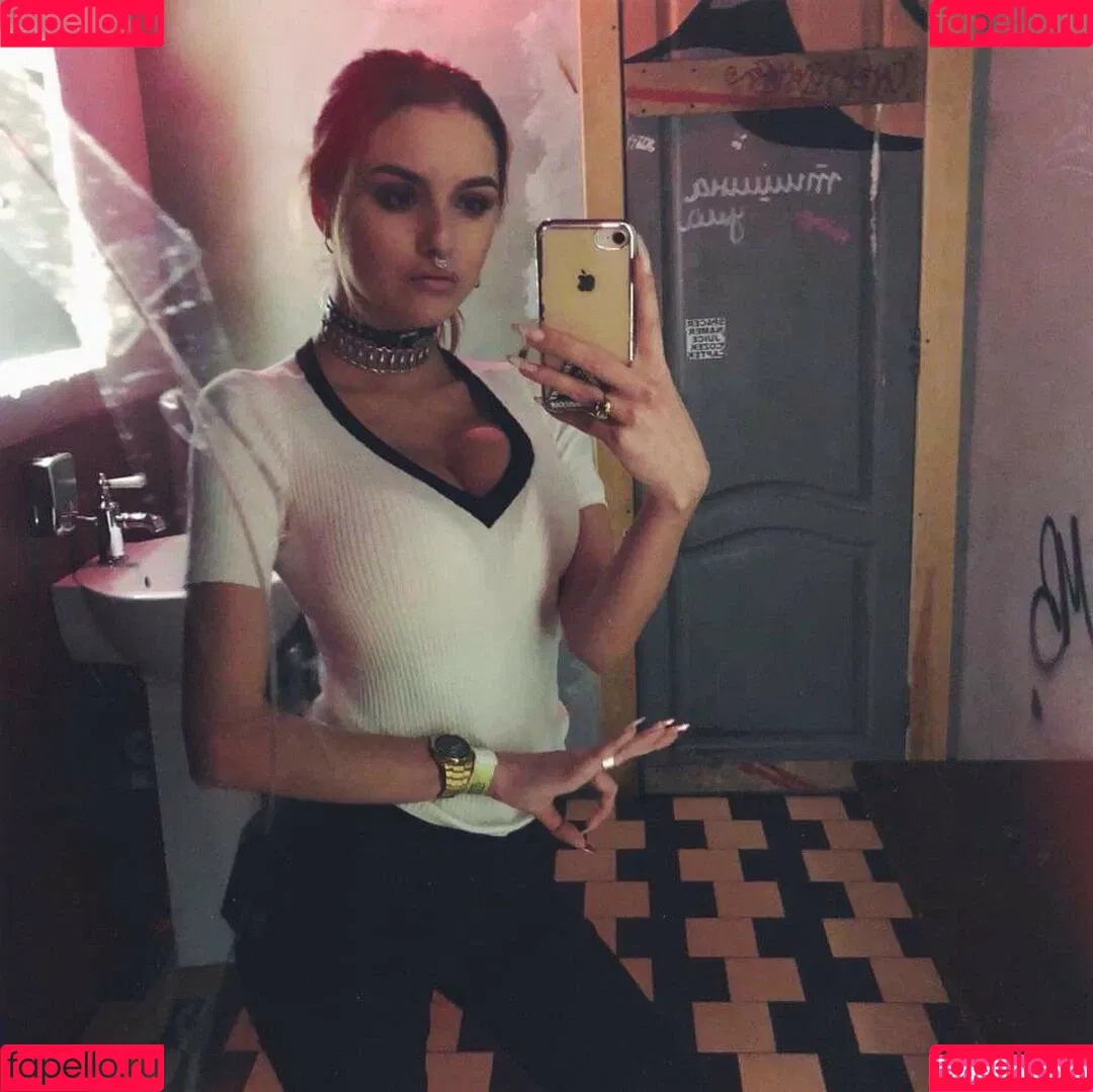 Rita Flores Onlyfans Photo Gallery 