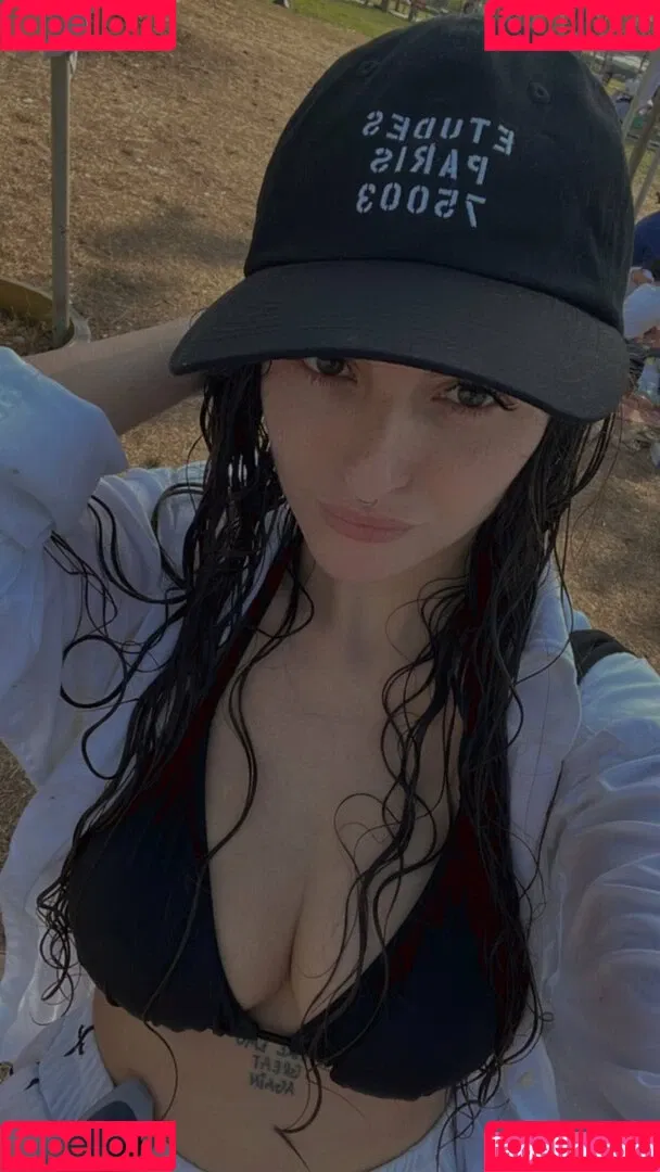 Rita Flores Onlyfans Photo Gallery 
