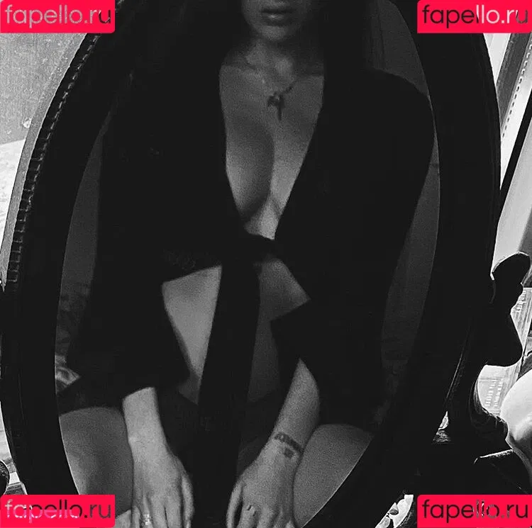 Rita Flores Onlyfans Photo Gallery 