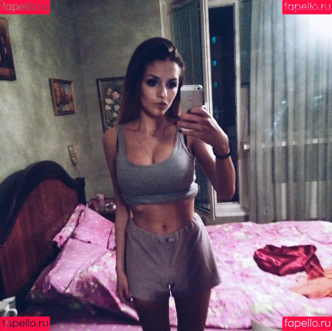 Rita Flores Onlyfans Photo Gallery 