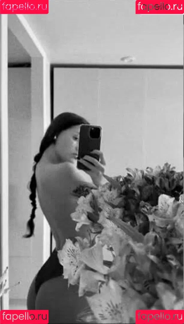 Rita Flores Onlyfans Photo Gallery 