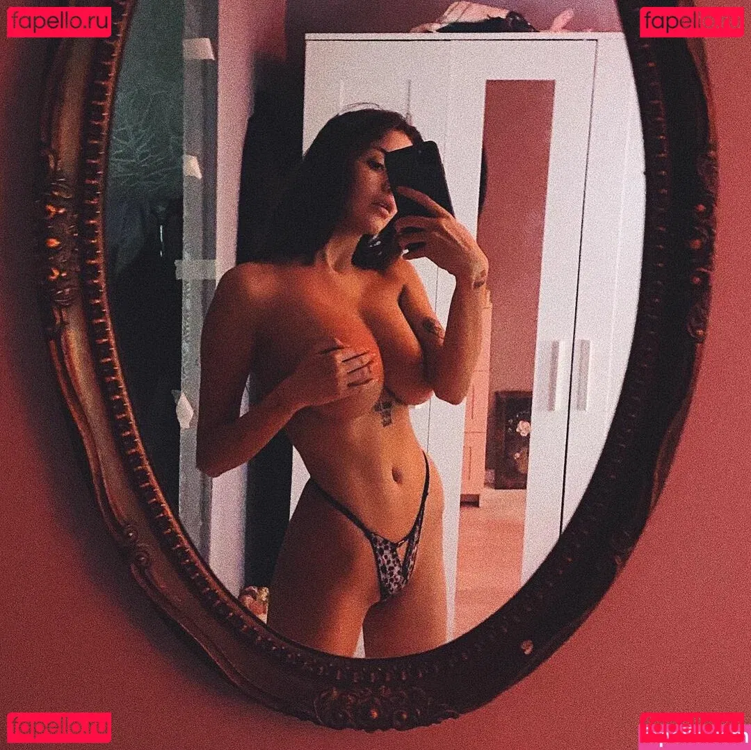 Rita Flores Onlyfans Photo Gallery 