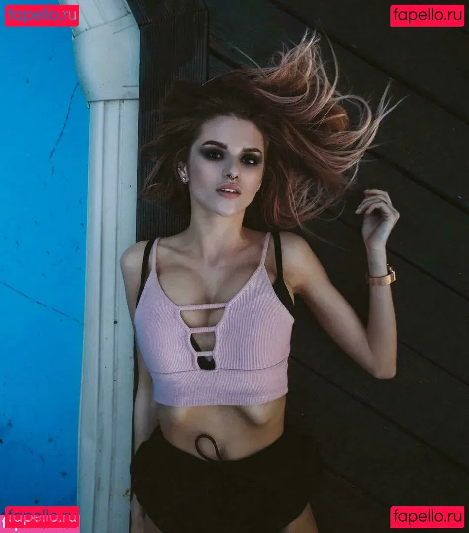 Rita Flores Onlyfans Photo Gallery 