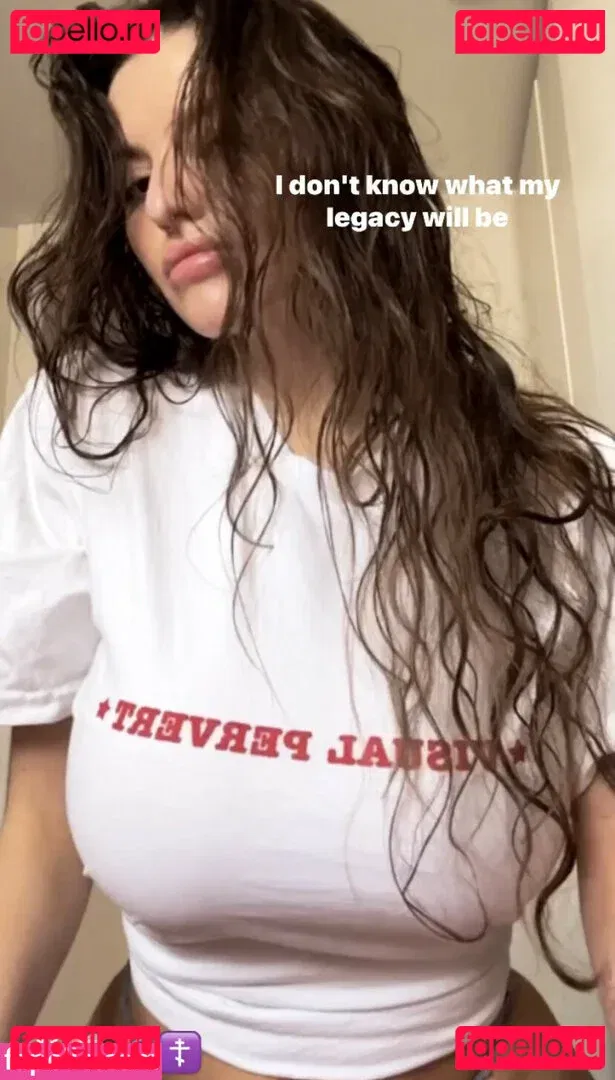 Rita Flores Onlyfans Photo Gallery 