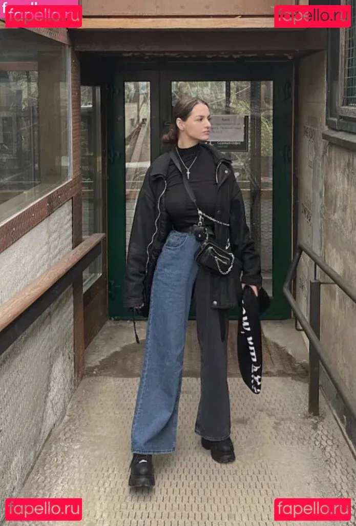 Rita Flores Onlyfans Photo Gallery 