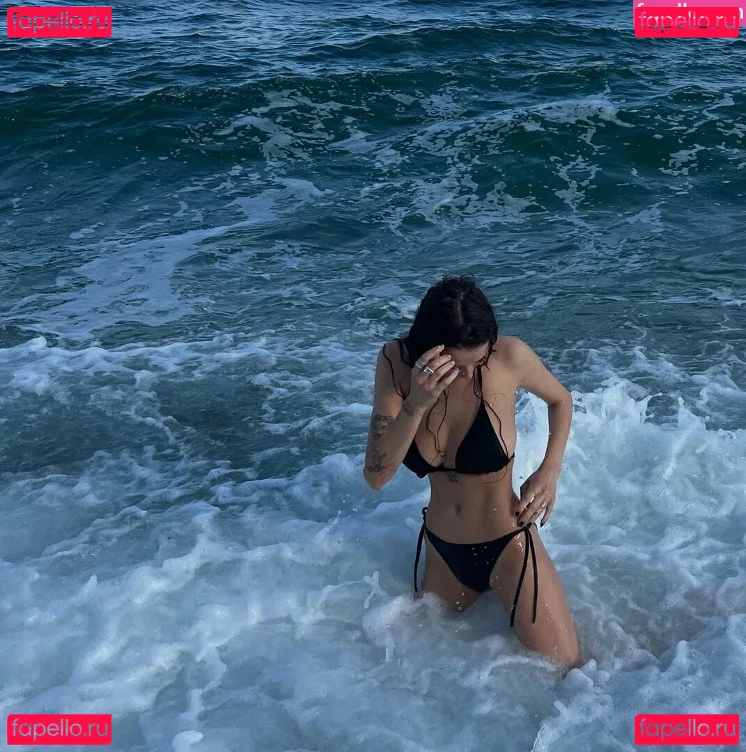 Rita Flores Onlyfans Photo Gallery 