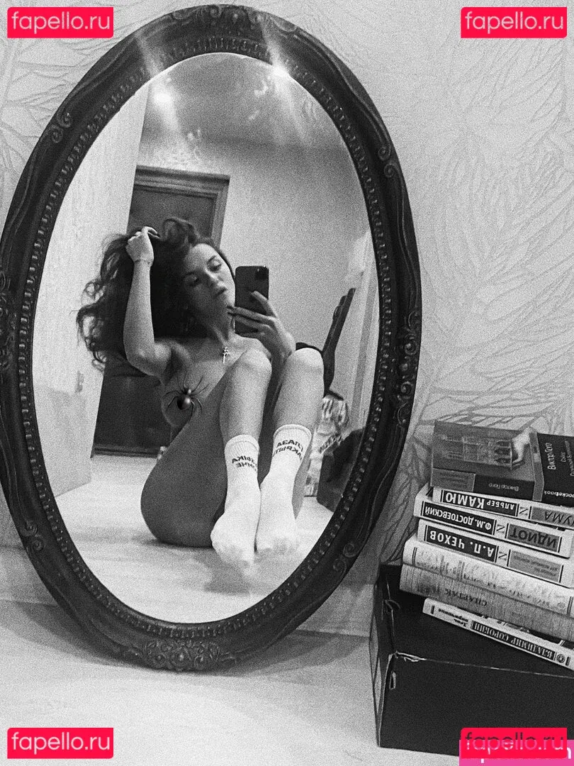 Rita Flores Onlyfans Photo Gallery 