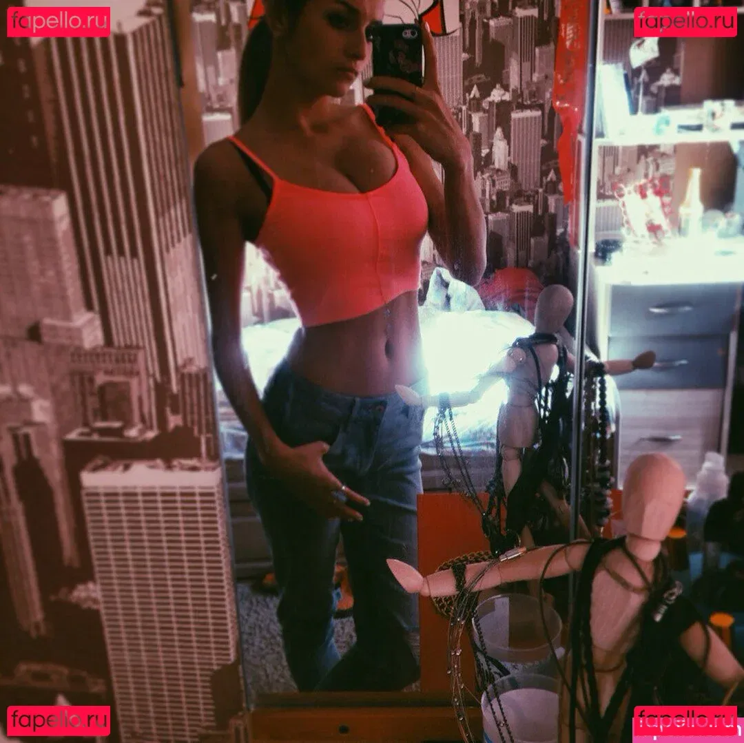 Rita Flores Onlyfans Photo Gallery 