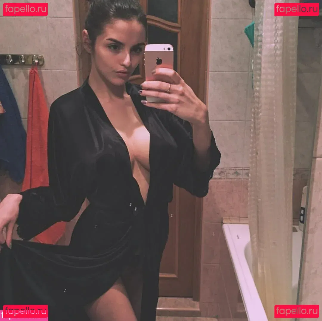 Rita Flores Onlyfans Photo Gallery 