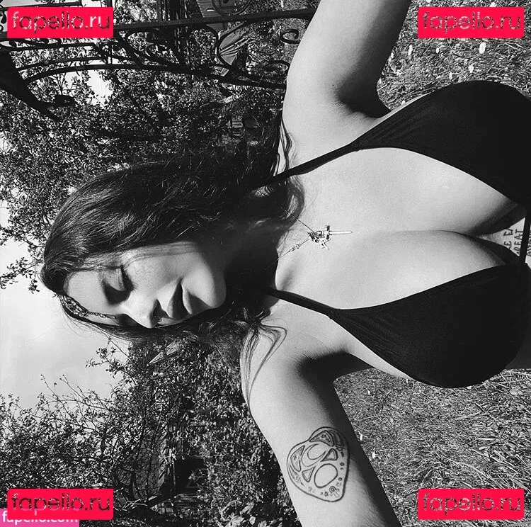 Rita Flores Onlyfans Photo Gallery 