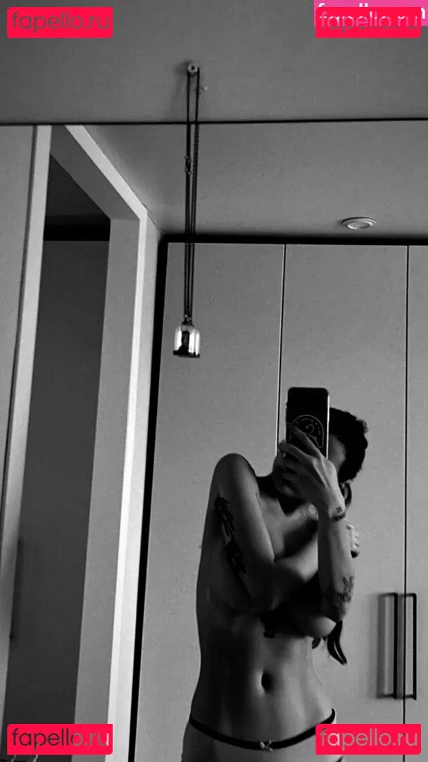 Rita Flores Onlyfans Photo Gallery 