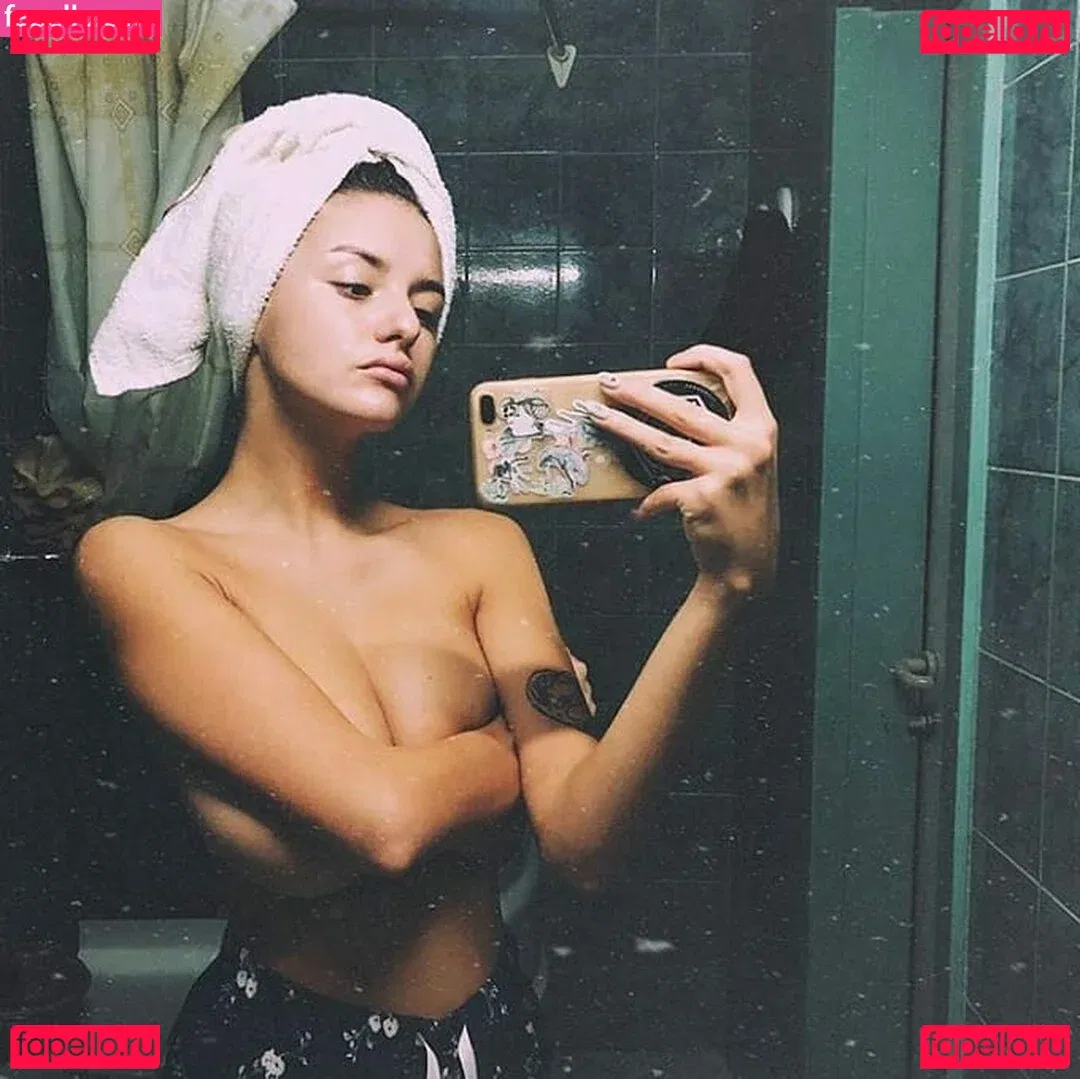 Rita Flores Onlyfans Photo Gallery 