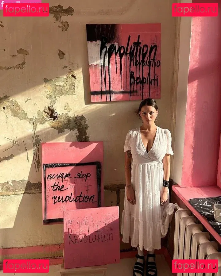 Rita Flores Onlyfans Photo Gallery 